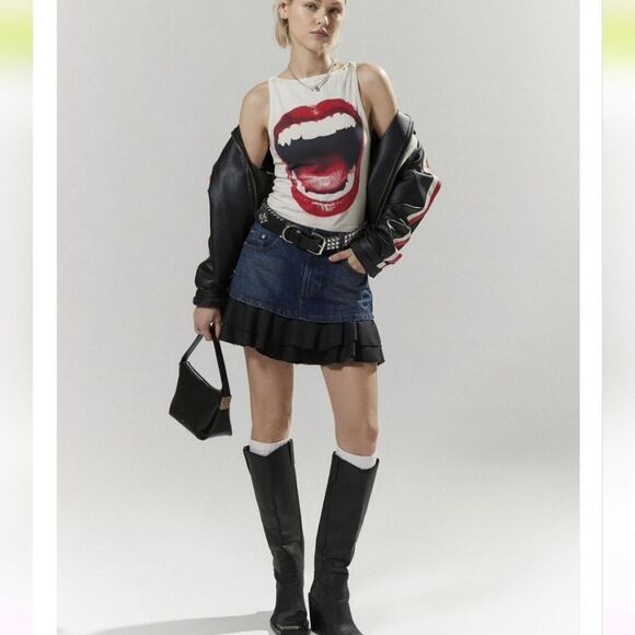 Silence + Noise Mercedes Lips Graphic Tank Top URBAN OUTFITTERS NWT/NWOT - Picture 3 of 7